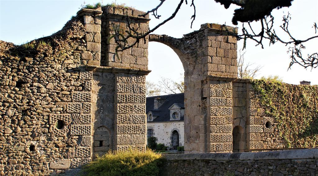 Bed and Breakfast Chateau De La Chasse-Guerre Hardanges Exterior foto