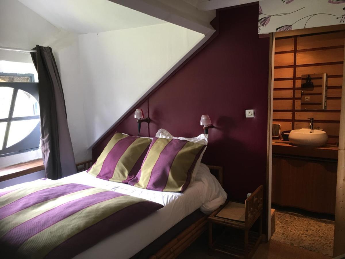 Bed and Breakfast Chateau De La Chasse-Guerre Hardanges Exterior foto